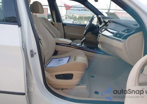 2011 BMW X5 xDrive35I/xDrive35I Premium/xDrive35I Sport Activity из США, поврежденный, VIN 5UXZV4C5XBL743482